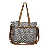 Flounce Messanger Bag